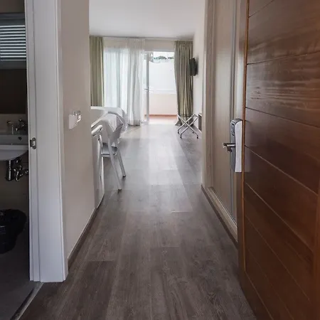 Paradero * 플라야데라스아메리카스